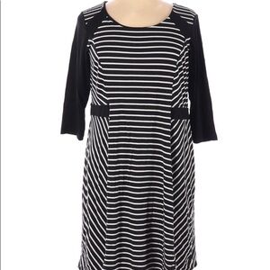 X-Two Women’s Black & White Striped Midi Length Dress Size 18
